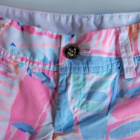 Lilly pulitzer Callahan shorts size 0. - Picture 4 of 12